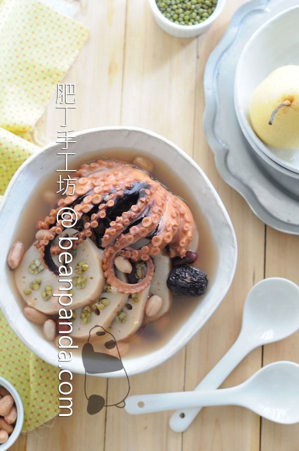 蓮藕綠豆章魚豬展湯【益生養血】Lotus Root Dried Octopus Soup
