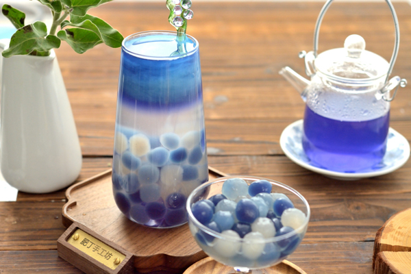 蝶豆花奶茶粉圓【自製樹薯粉】Butterfly Pea Boba Pearls Milk Tea – Homemade Tapioca Starch